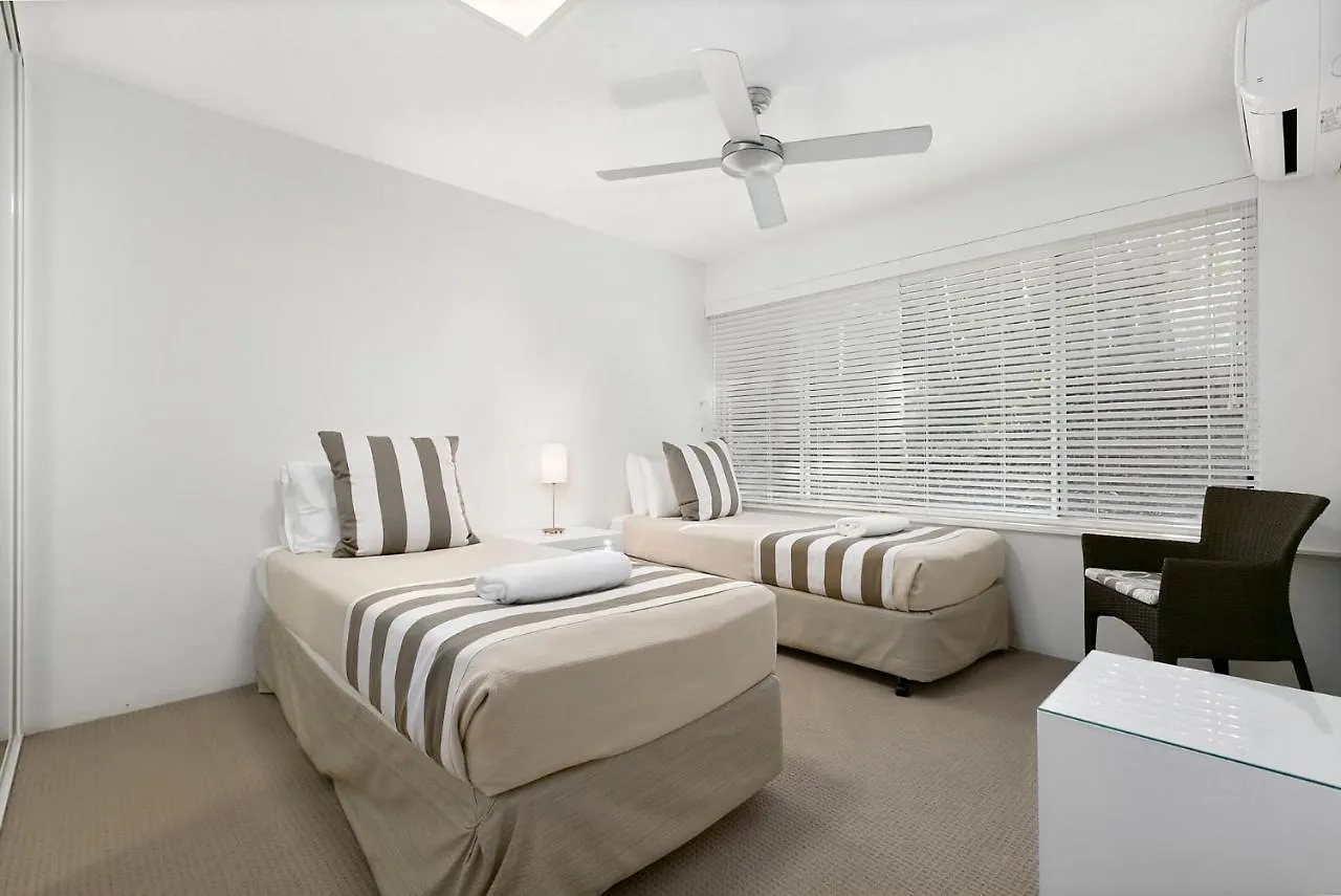 Ocean Terraces Split Level Apartment At The Beach Саншайн-Бич